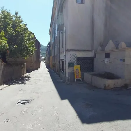 Grande Maison Jardin Cours Centre Casa vacanze *