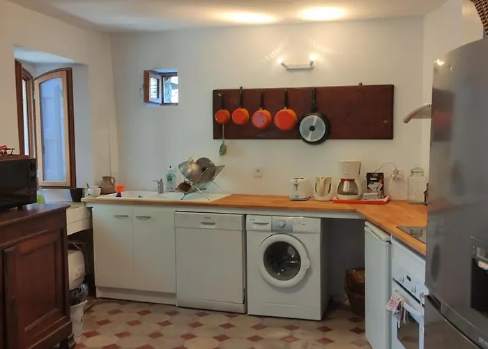 Casa vacanze Grande Maison Jardin Cours Centre *